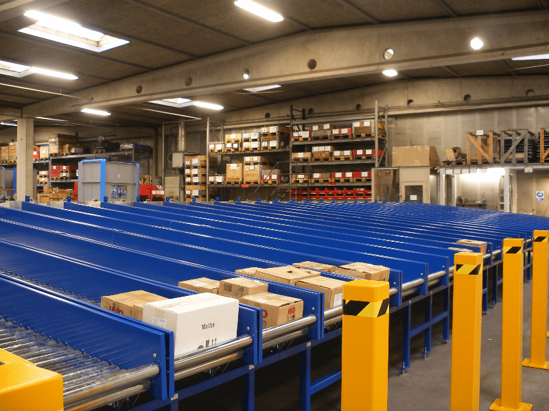 Non-driven roller conveyors for goods up to 1000 kg/m